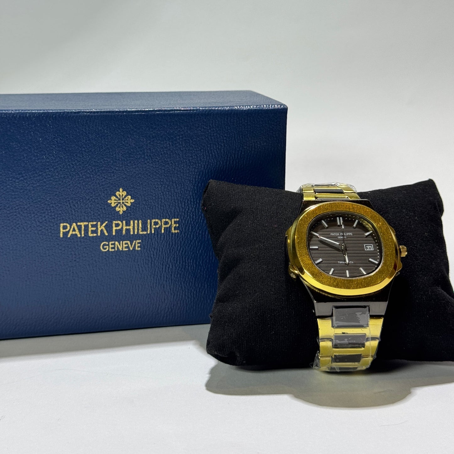 Patek Philippe Geneve Two tone (Golden with Black dial) & Premium box