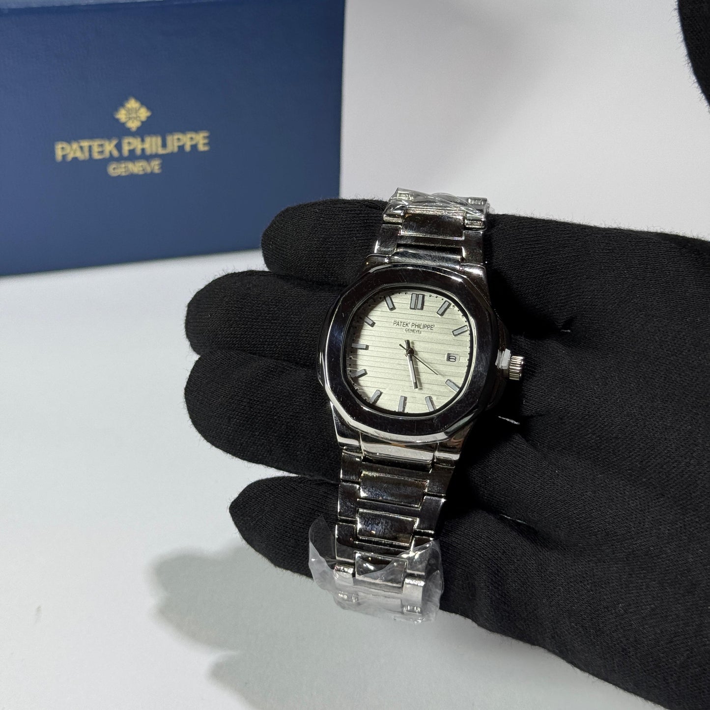 Patek Philippe Geneve (WHITE) & Premium box